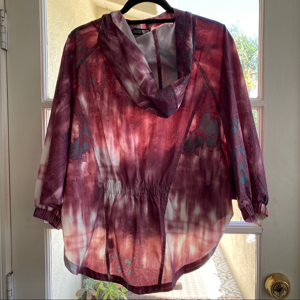 Stylish Windbreaker - image 2